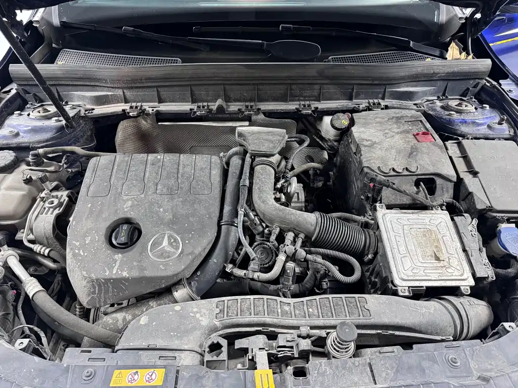 Mercedes-Benz GLB 2021