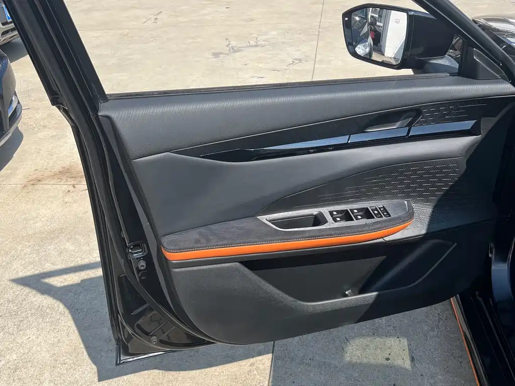 Changan UNI-V 2022