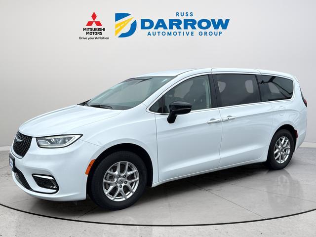 Chrysler Pacifica 2024