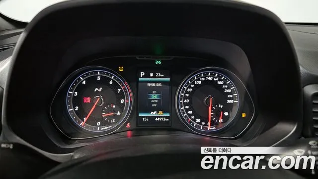 Hyundai Veloster 2021