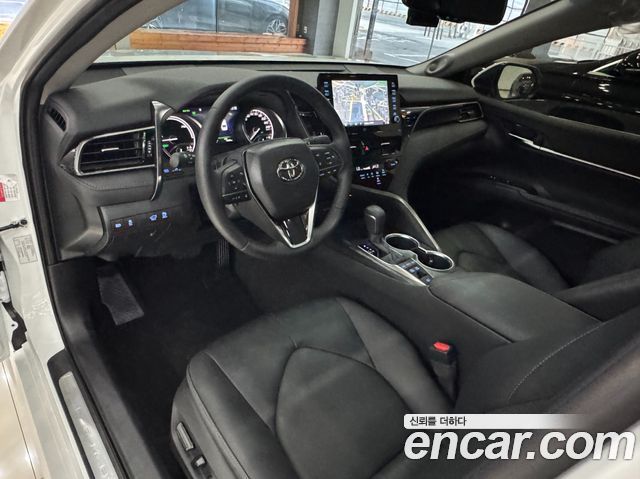 Toyota Camry 2024