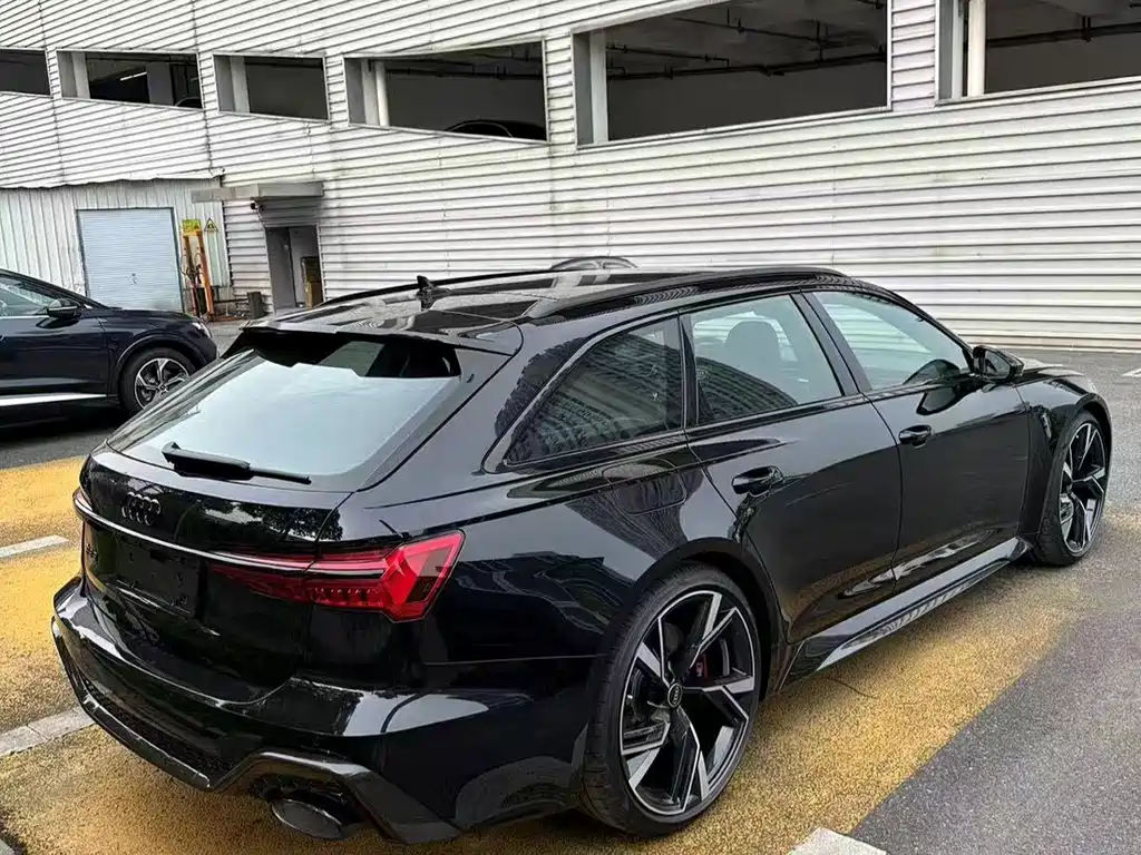 Audi RS 6 2023