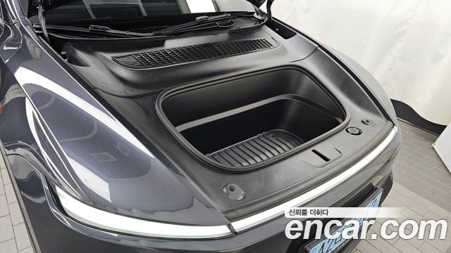 Tesla Model Y 2026
