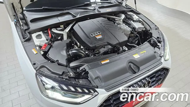 Audi A4 2021