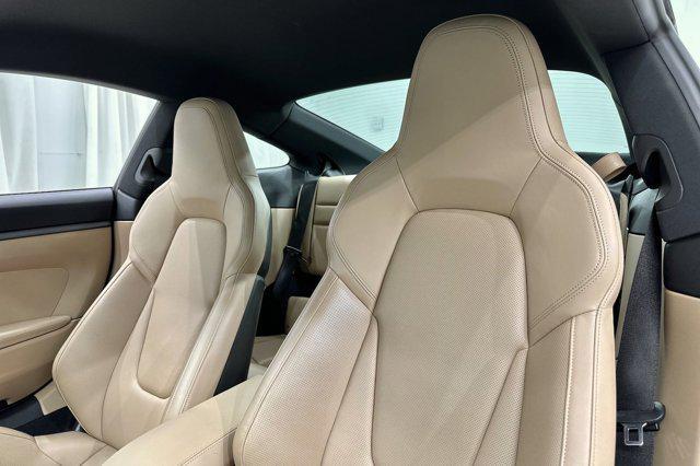 Porsche 911 2023