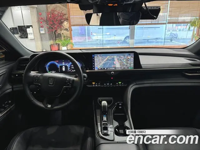Toyota Crown 2024