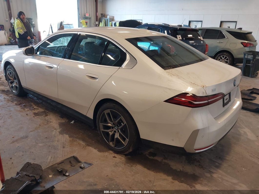 BMW i5 2025
