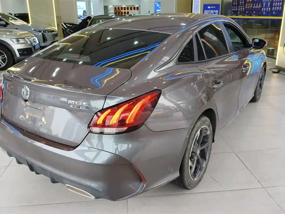 MG MG5 2023