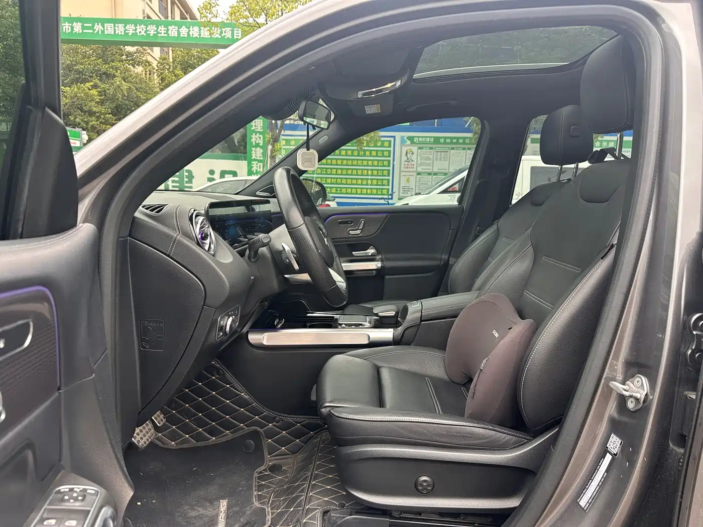 Mercedes-Benz EQB 2022