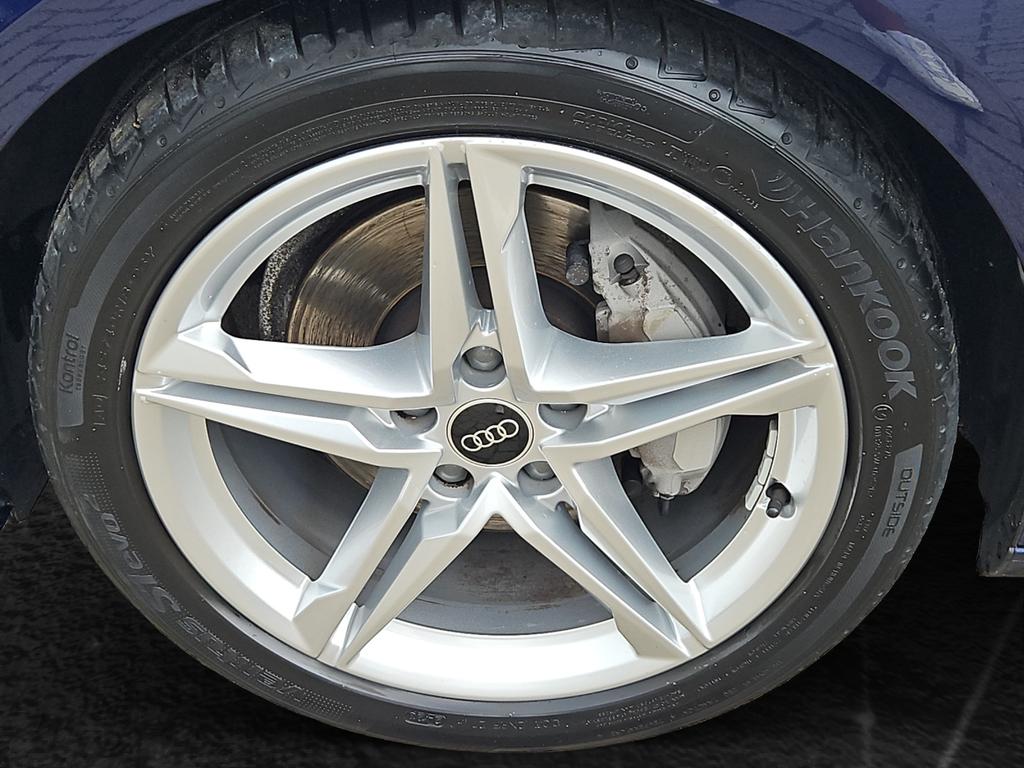 Audi A4 2023