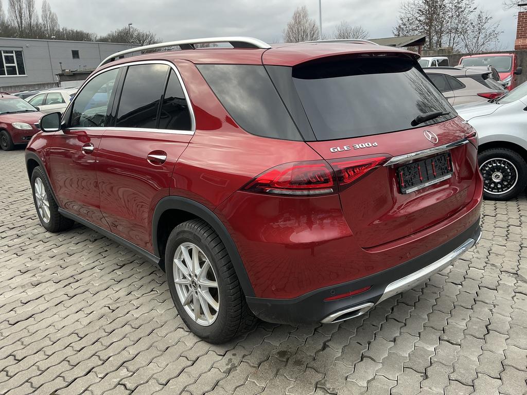 Mercedes-Benz GLE 300 2023
