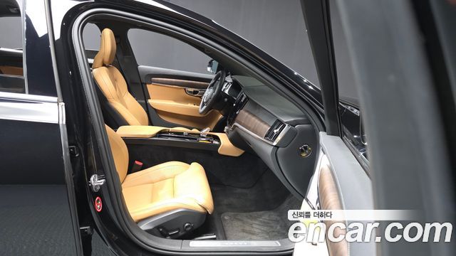 Volvo S90 2022