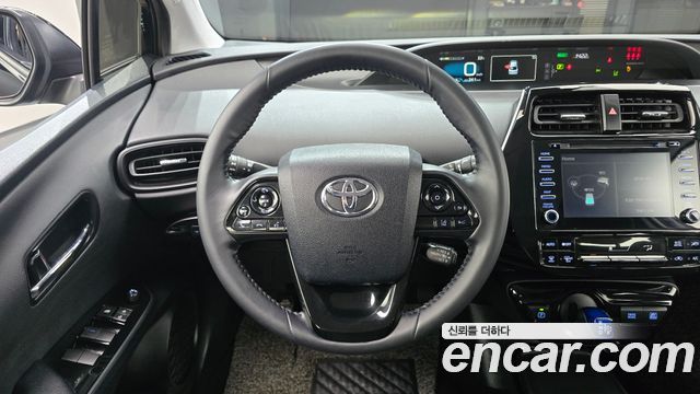 Toyota Prius 2021