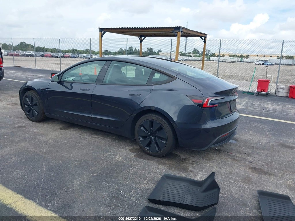 Tesla Model 3 2025