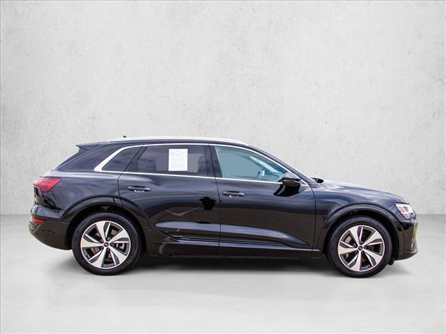 Audi Q8 e-tron 2024