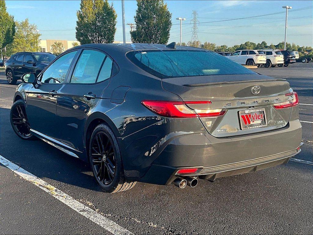 Toyota Camry 2025