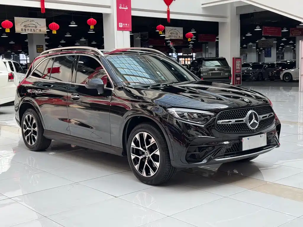 Mercedes-Benz GLC 2023