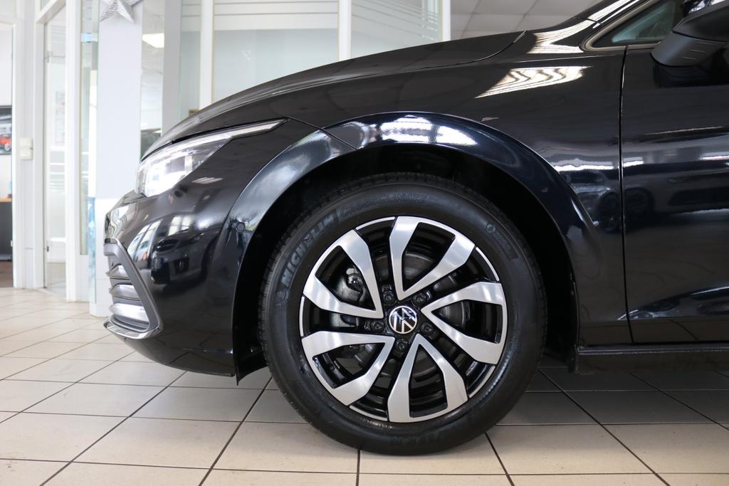 Volkswagen Golf 2022