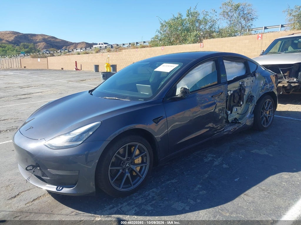 Tesla Model 3 2022