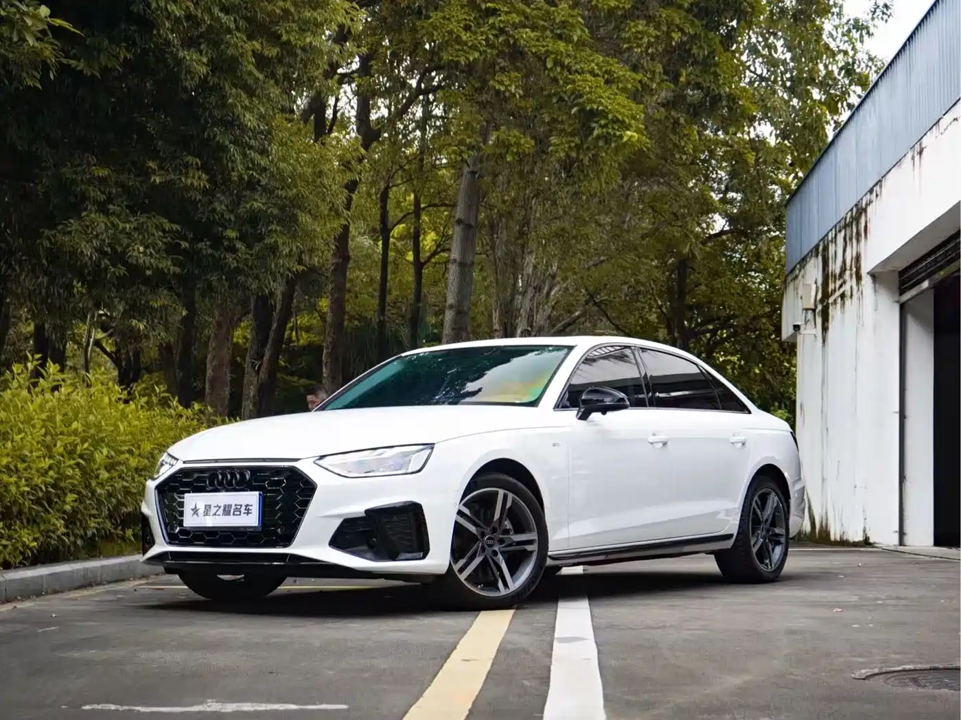 Audi A4 2023