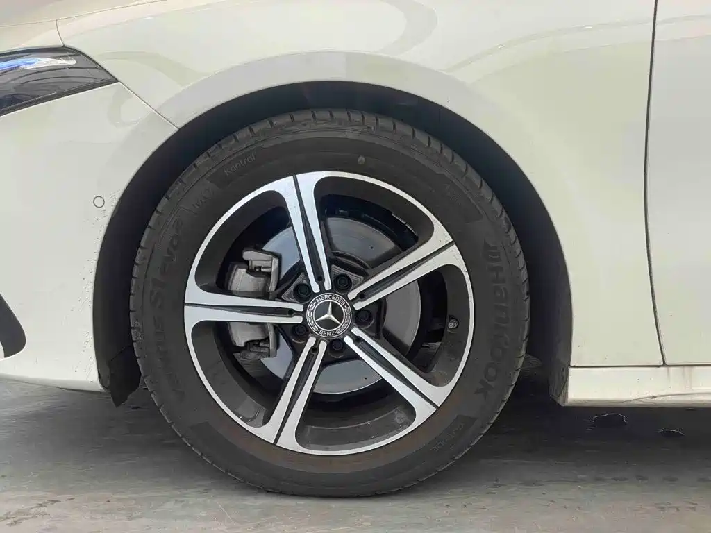 Mercedes-Benz A-Класс 2024