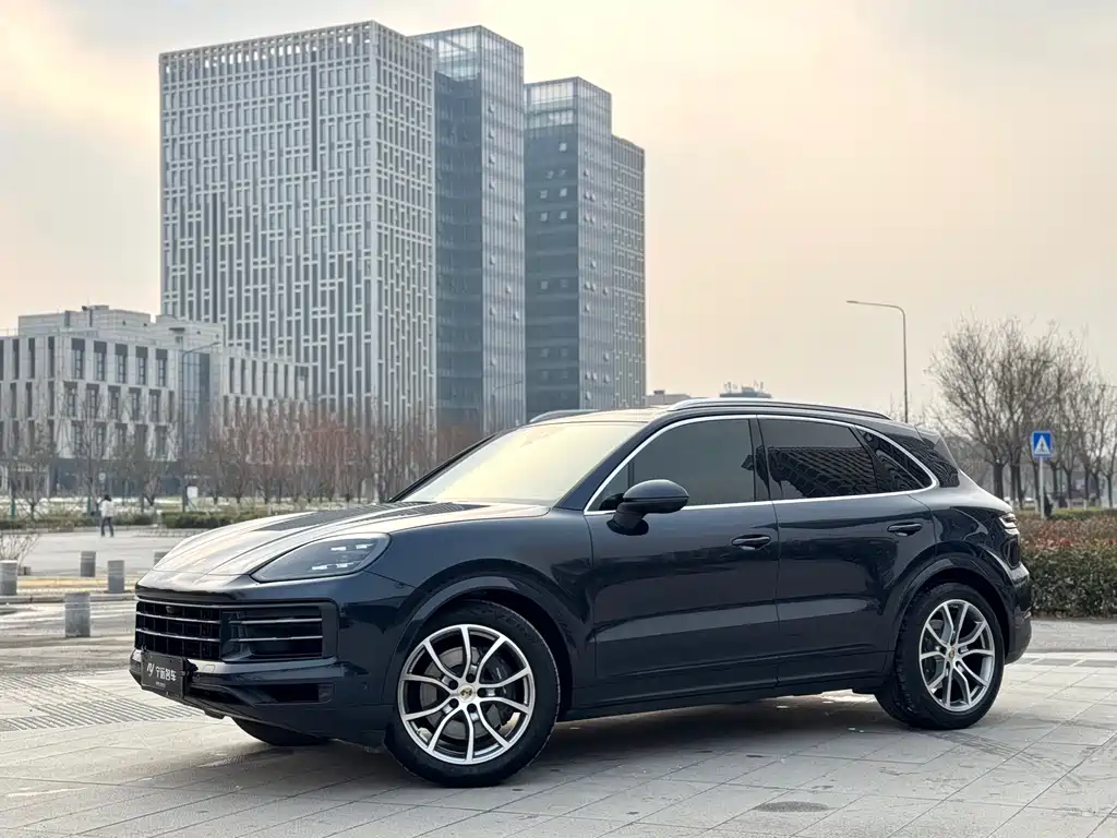 Porsche Cayenne 2024