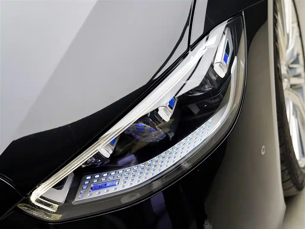 Mercedes-Benz Maybach S-Класс 2022