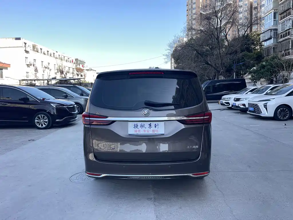 Buick GL8 2023
