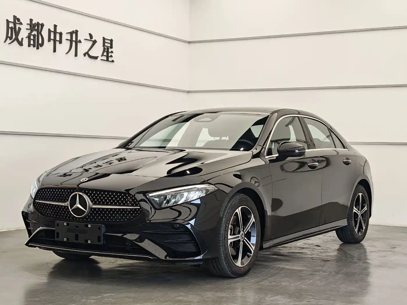 Mercedes-Benz A-Класс 2024