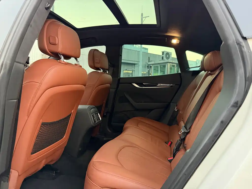 Maserati Levante 2022