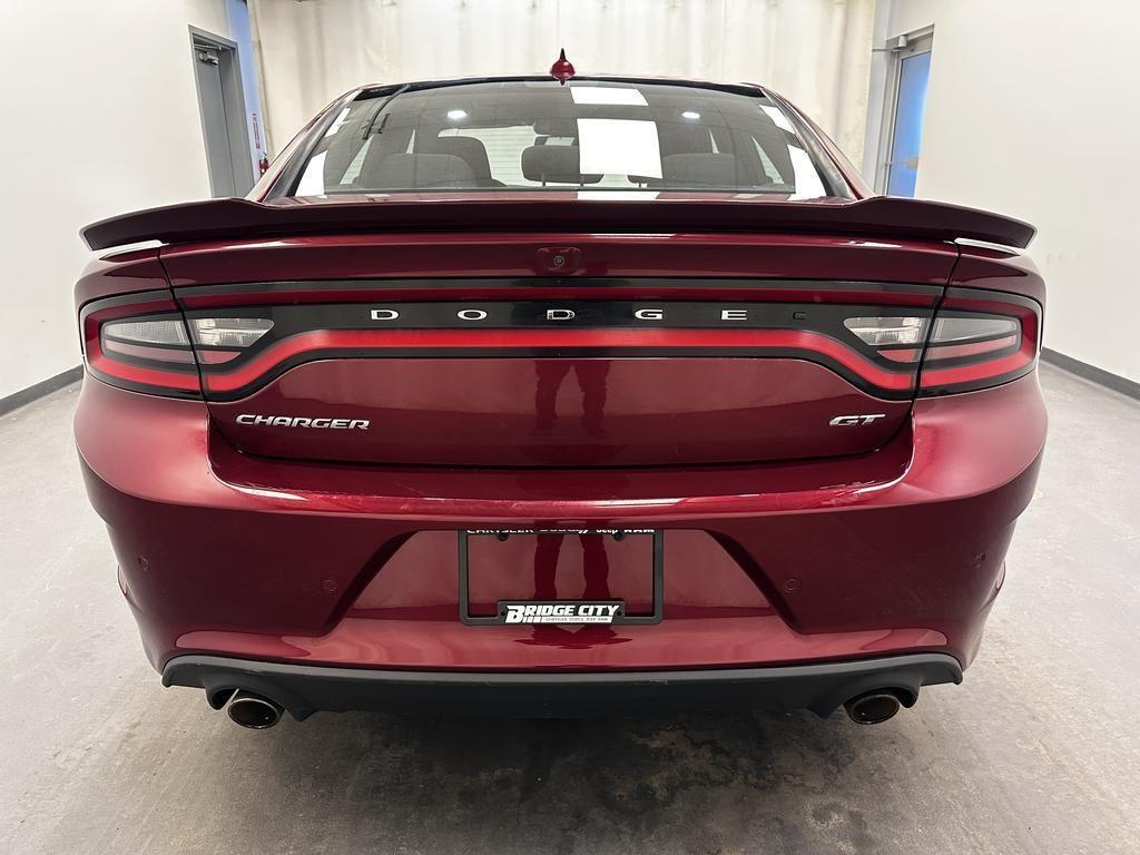 Dodge Charger 2021