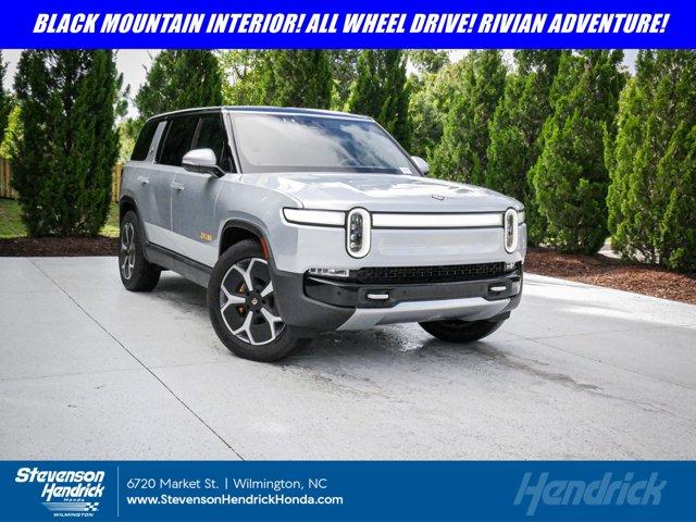 Rivian R1S 2024