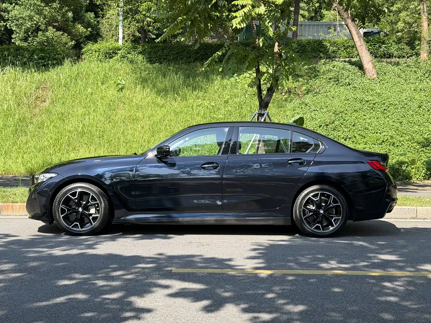 BMW i3 2024