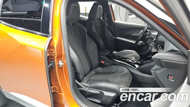 Peugeot 2008 2021