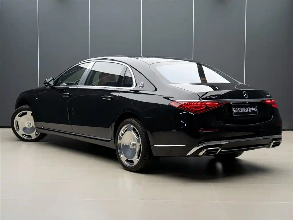 Mercedes-Benz Maybach S-Класс 2023