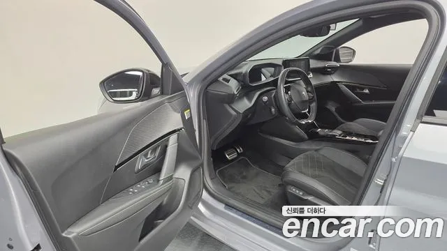 Peugeot 208 2023