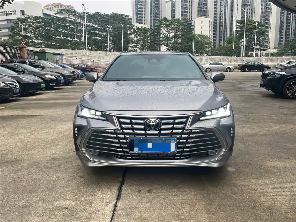Toyota Avalon 2025