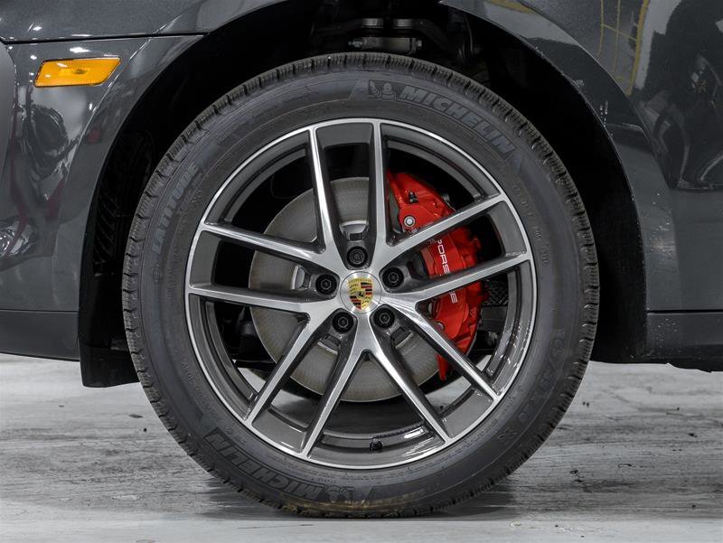 Porsche Macan 2025