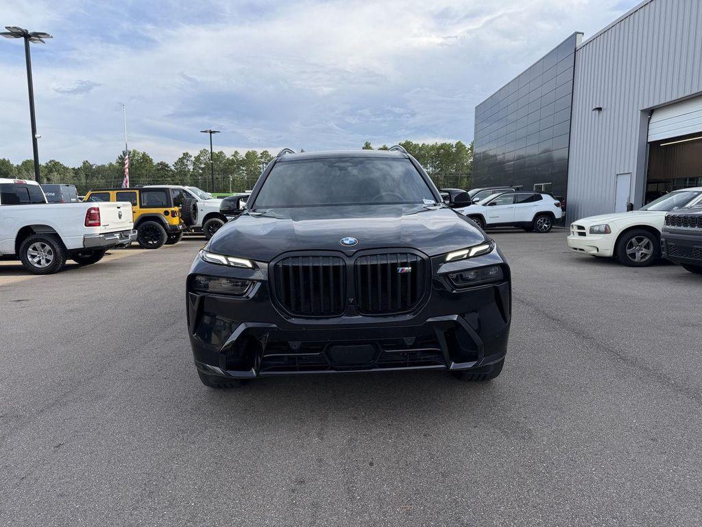 BMW X7 2025