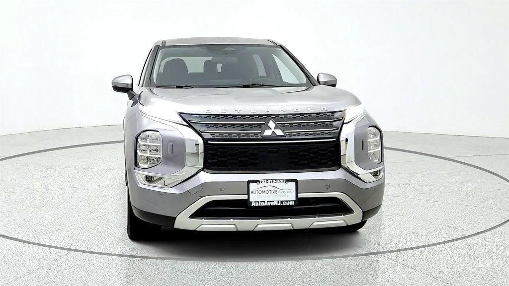 Mitsubishi Outlander 2022
