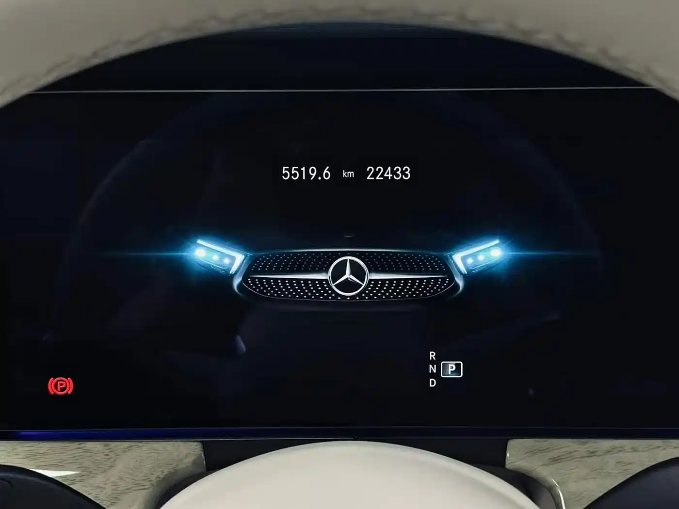 Mercedes-Benz E-Класс 2023