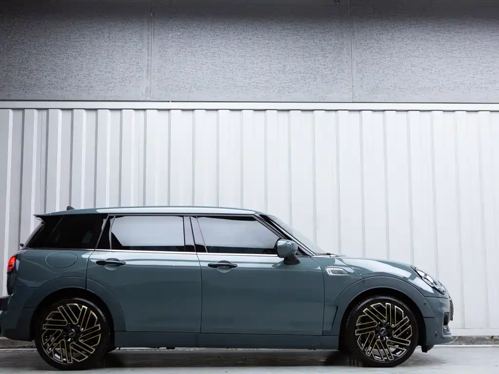 Mini Clubman 2022