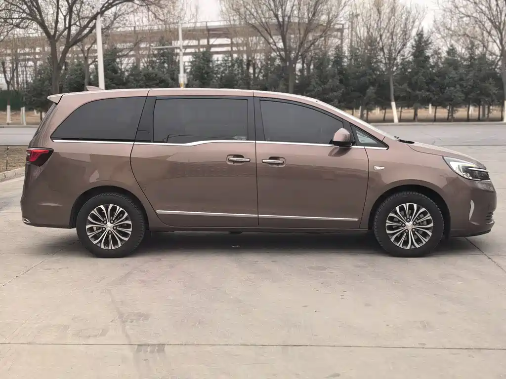 Buick GL8 2021