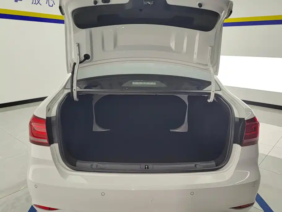 Volkswagen Lavida 2022