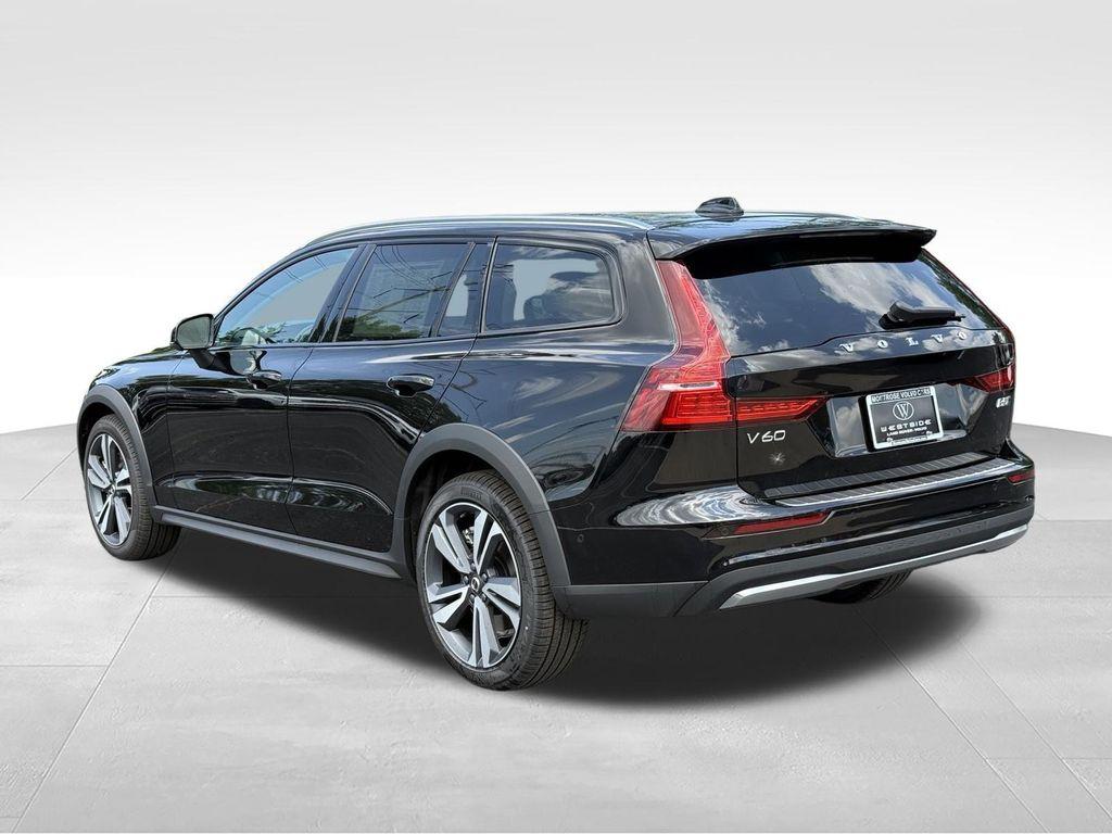 Volvo V60 Cross Country 2026
