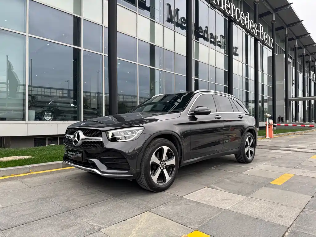 Mercedes-Benz GLC 2023
