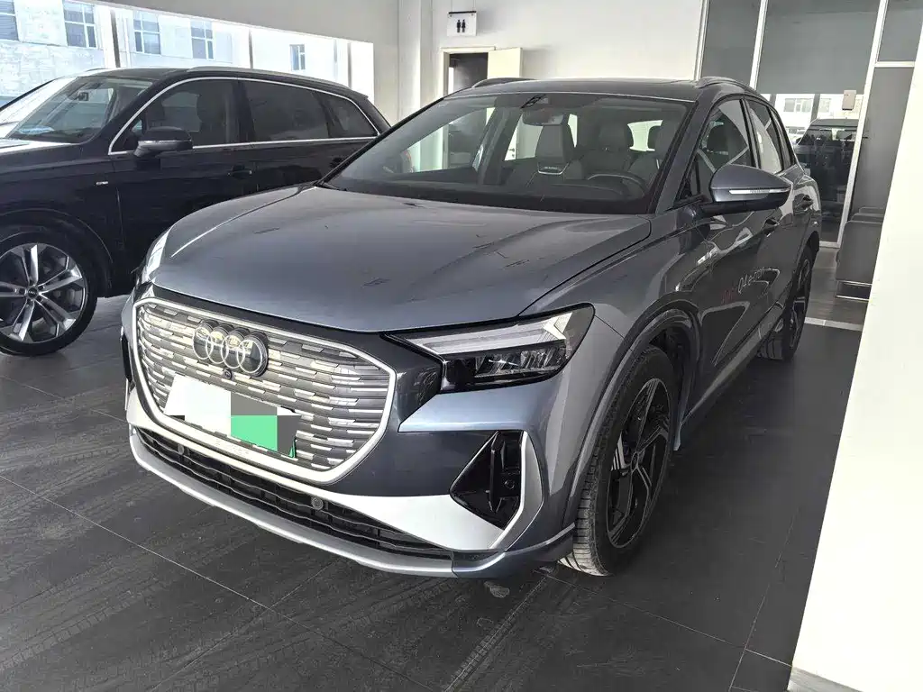 Audi Q4 e-tron 2024