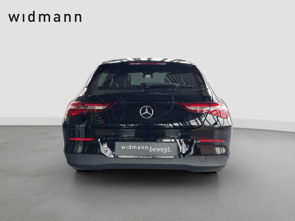 Mercedes-Benz CLA 180 SHOOTING BRAKE 2023