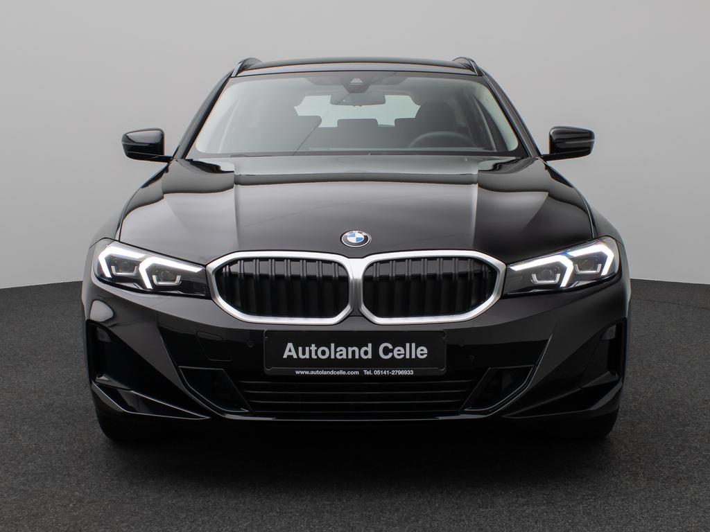 BMW 318 2025