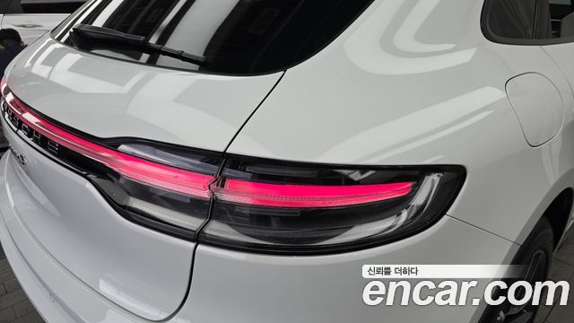 Porsche Macan 2022